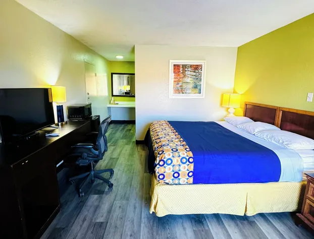 Newnan Lodge hotel detail image 3