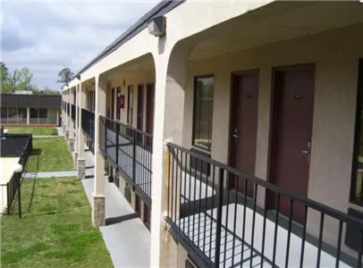 Americas Best Value Inn Newnan hotel detail image 1