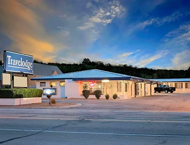 Travelodge by Wyndham Ozona hotel detail image 1