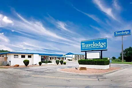 Travelodge by Wyndham Ozona hotel hero