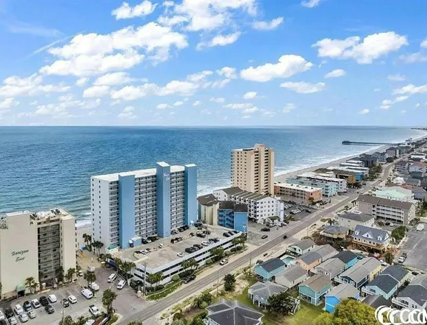 405 Waters Edge hotel detail image 4