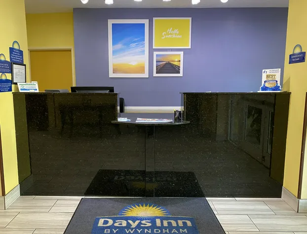 Days Inn & Suites by Wyndham Augusta Near Fort Eisenhower hotel detail image 1