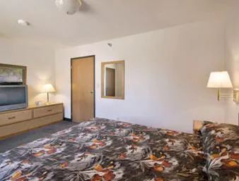 Northwoods Inn & Suites hotel detail image 4