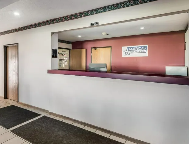 Americas Best Value Inn Wenona hotel detail image 3