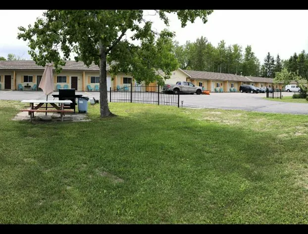 Wasaga Motel Inn hotel detail image 1