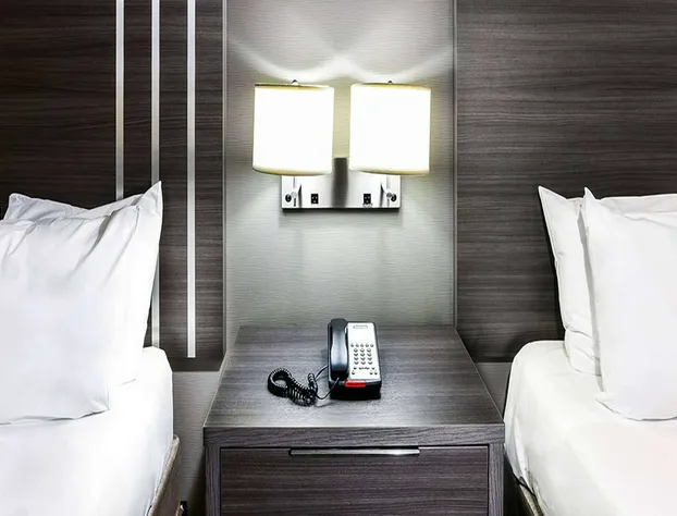 Travelodge by Wyndham Commerce Los Angeles Area hotel detail image 4