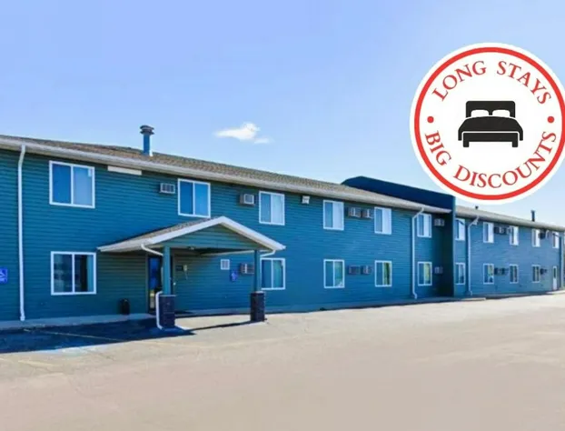 Love Hotels Staples by OYO at HWY 10 MN hotel detail image 1