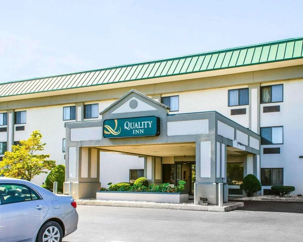 Quality Inn Harrisburg - Hershey Area hotel hero