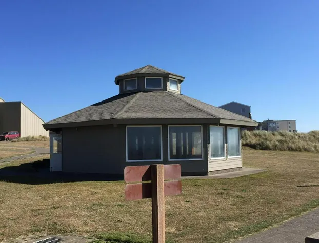 Summer Wind Budget Motel hotel detail image 2