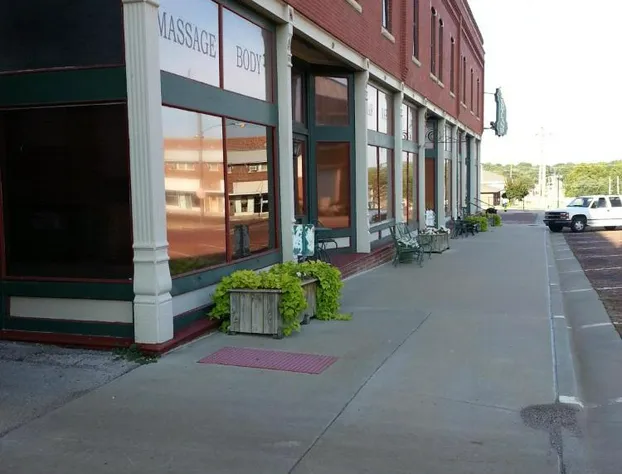 The Courtland Hotel and Day Spa hotel detail image 1