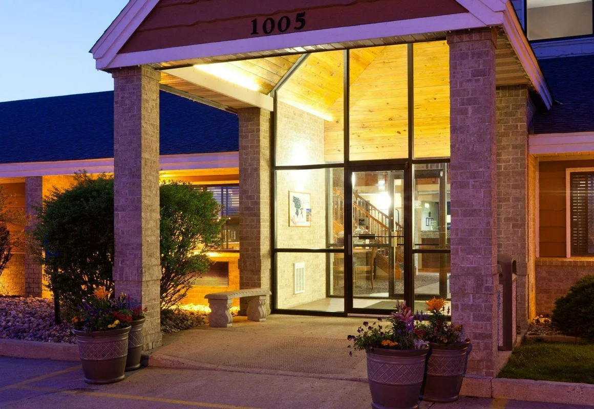 AmericInn by Wyndham Spencer hotel hero