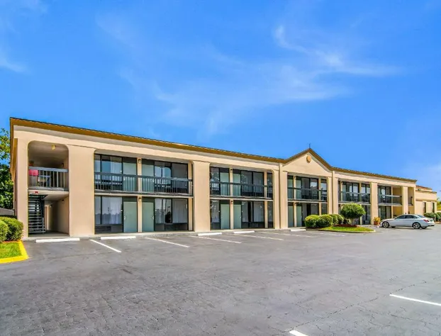 Quality Inn Suwanee I-85 hotel detail image 4