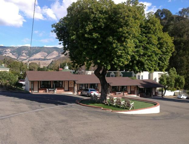 Peach Tree Inn hotel detail image 2