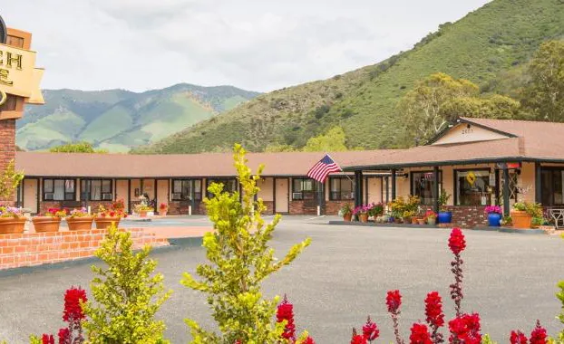 Peach Tree Inn hotel detail image 2