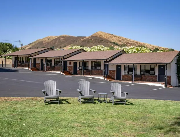 Peach Tree Inn hotel detail image 4