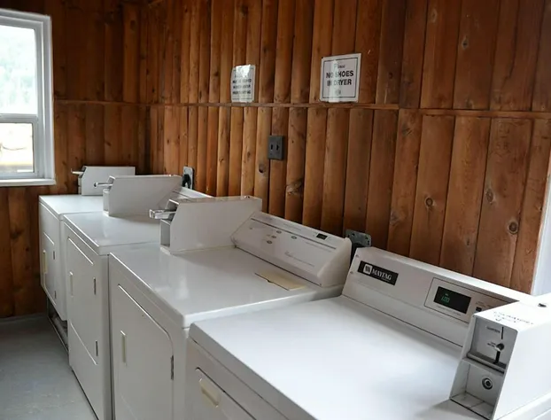 Bathgate Resort and Marina hotel detail image 3