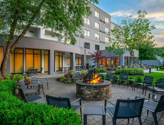 Courtyard by Marriott Providence Lincoln hotel detail image 2