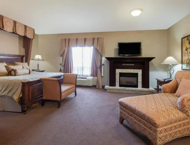 Ramada by Wyndham Camrose hotel detail image 3