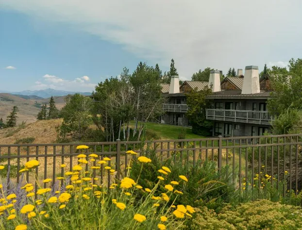 Sun Mountain Lodge hotel detail image 4
