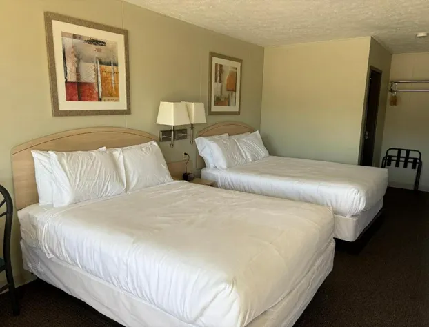 Boarders Inn & Suites by Cobblestone Hotels – Broken Bow hotel detail image 1
