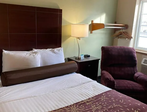 Boarders Inn & Suites by Cobblestone Hotels – Broken Bow hotel detail image 2