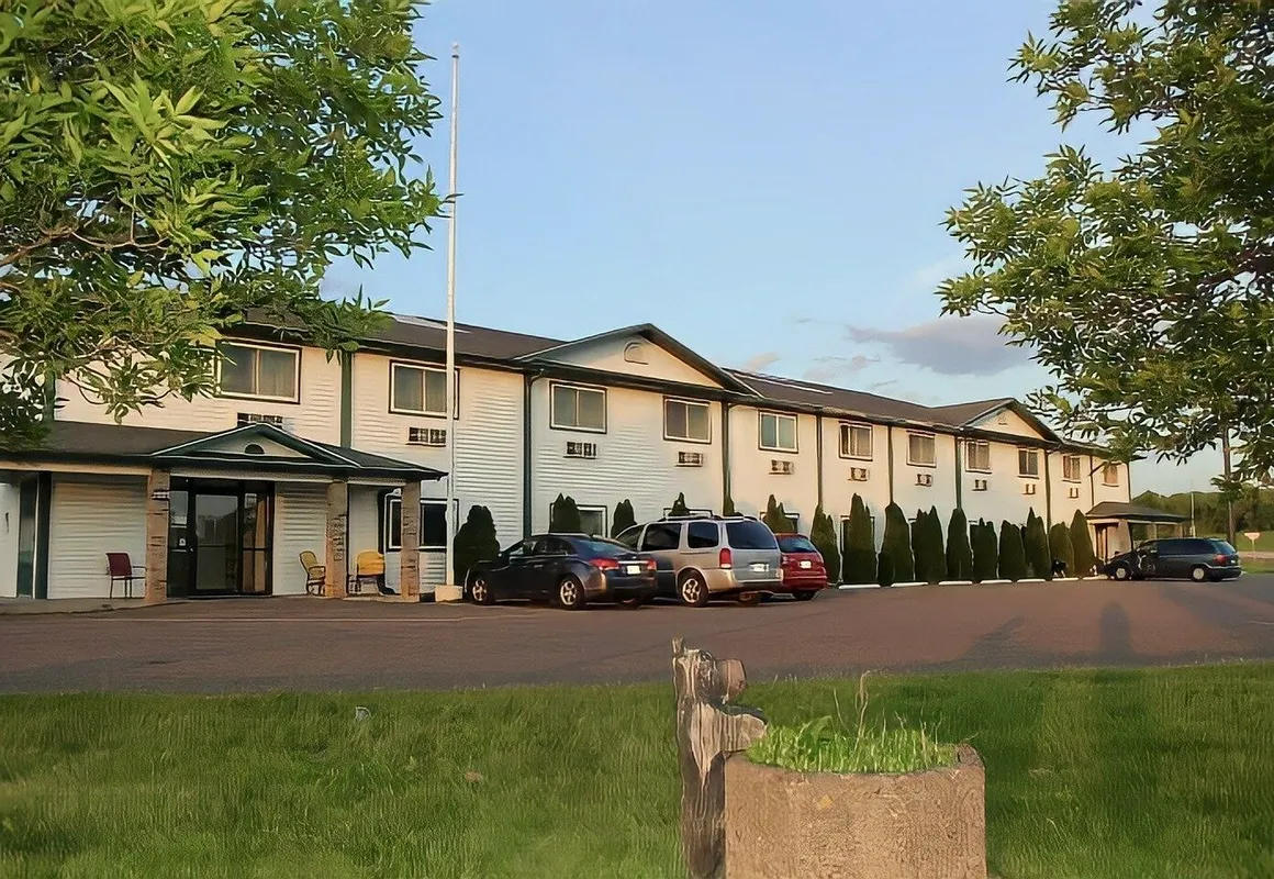 AmeriVu Inn and Suites - Stanley hotel hero