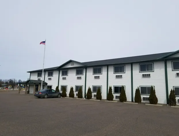AmeriVu Inn and Suites - Stanley hotel detail image 1