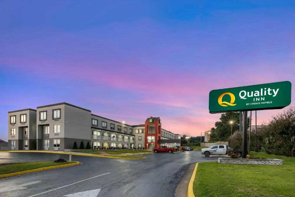 Quality Inn Jackson Northwest hotel hero