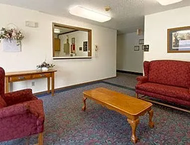 Super 8 by Wyndham Lisbon hotel detail image 2