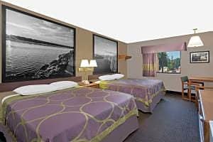 Super 8 by Wyndham Lisbon hotel detail image 3