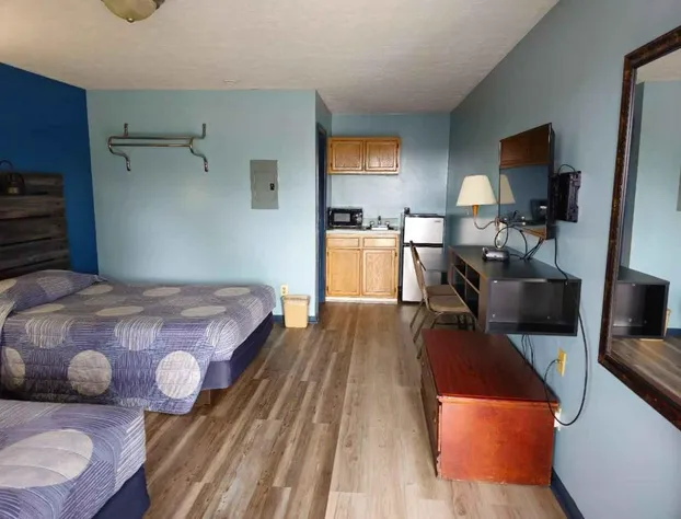 Travelers Inn and Suites hotel detail image 1