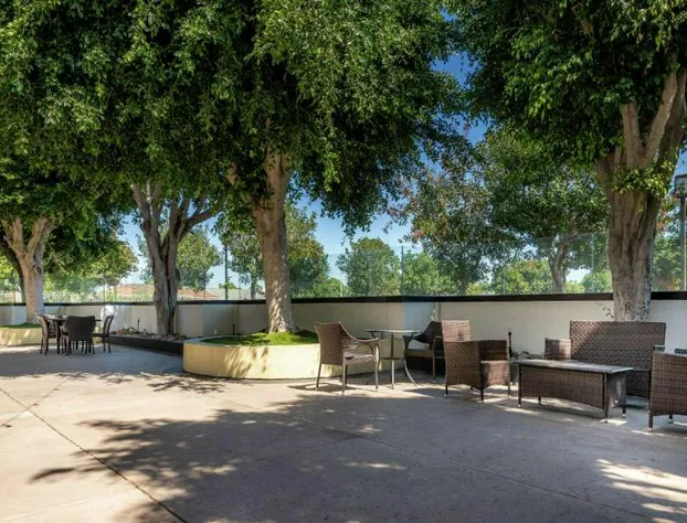 DoubleTree by Hilton Los Angeles - Norwalk hotel detail image 1