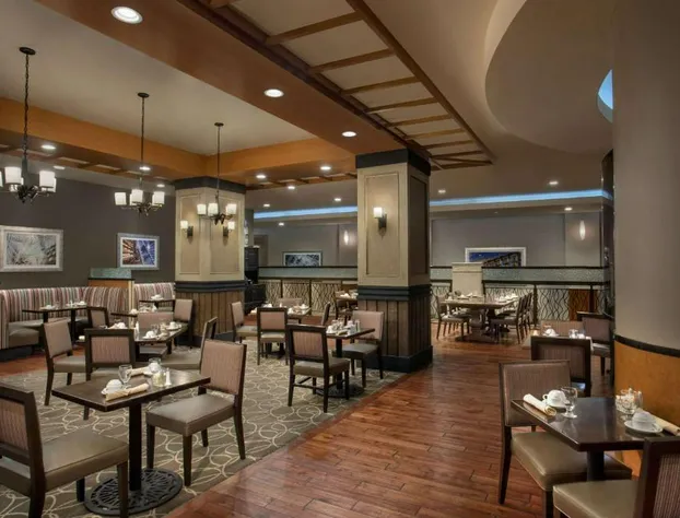 DoubleTree by Hilton Los Angeles - Norwalk hotel detail image 4