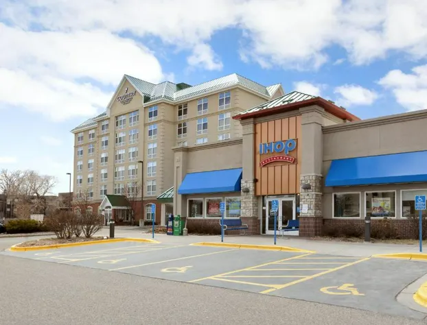 Country Inn & Suites by Radisson, Bloomington at Mall of America, MN hotel detail image 3