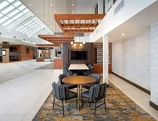 DoubleTree by Hilton Madison East hotel detail image 4