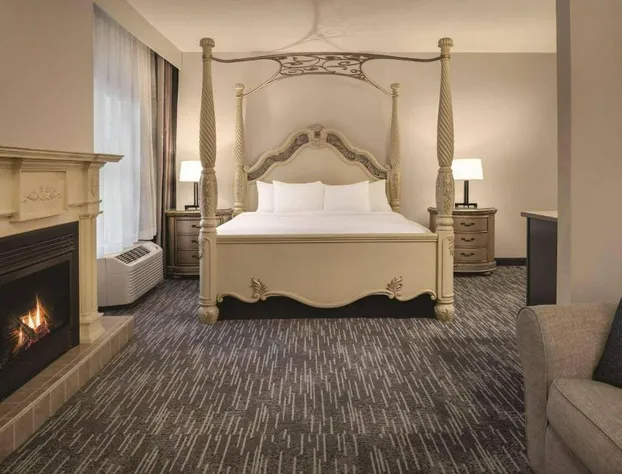 Country Inn & Suites by Radisson, Galena, IL hotel detail image 4