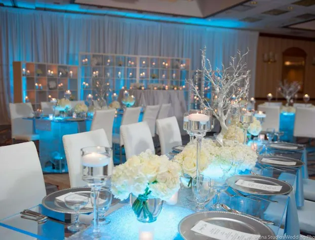 DoubleTree by Hilton Chicago - Alsip hotel detail image 1