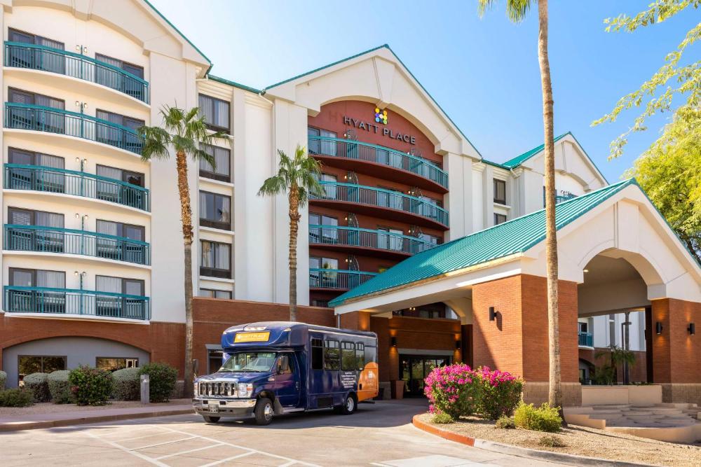 Hyatt Place Tempe Phoenix Airport hotel hero