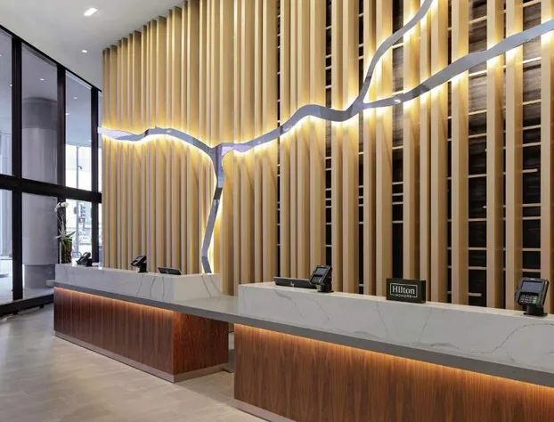 Hilton Grand Vacations Club Chicago Magnificent Mile hotel detail image 4