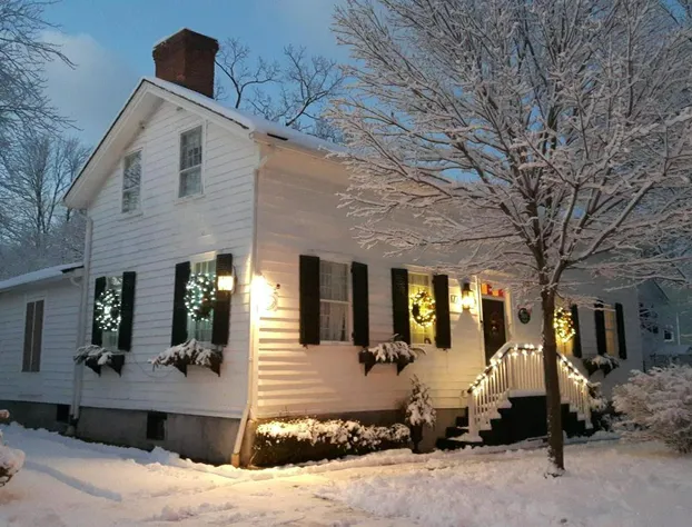 Historic Wilson-Guy House hotel detail image 1