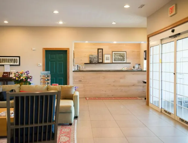 Country Inn & Suites by Radisson, Effingham, IL hotel detail image 3