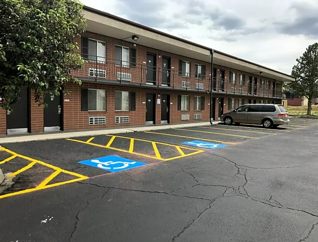 Econo Lodge Salina Scenic Route 89 & I-70 hotel detail image 1