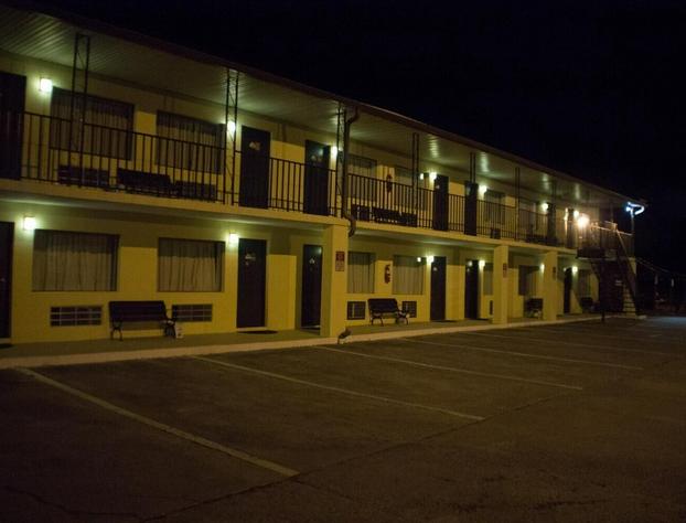 Tazewell Motor Lodge hotel detail image 2