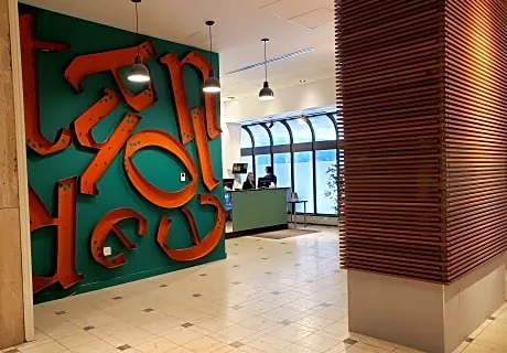 International Hotel Calgary hotel detail image 4