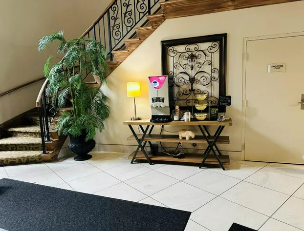 Village Inn & Suites hotel detail image 2