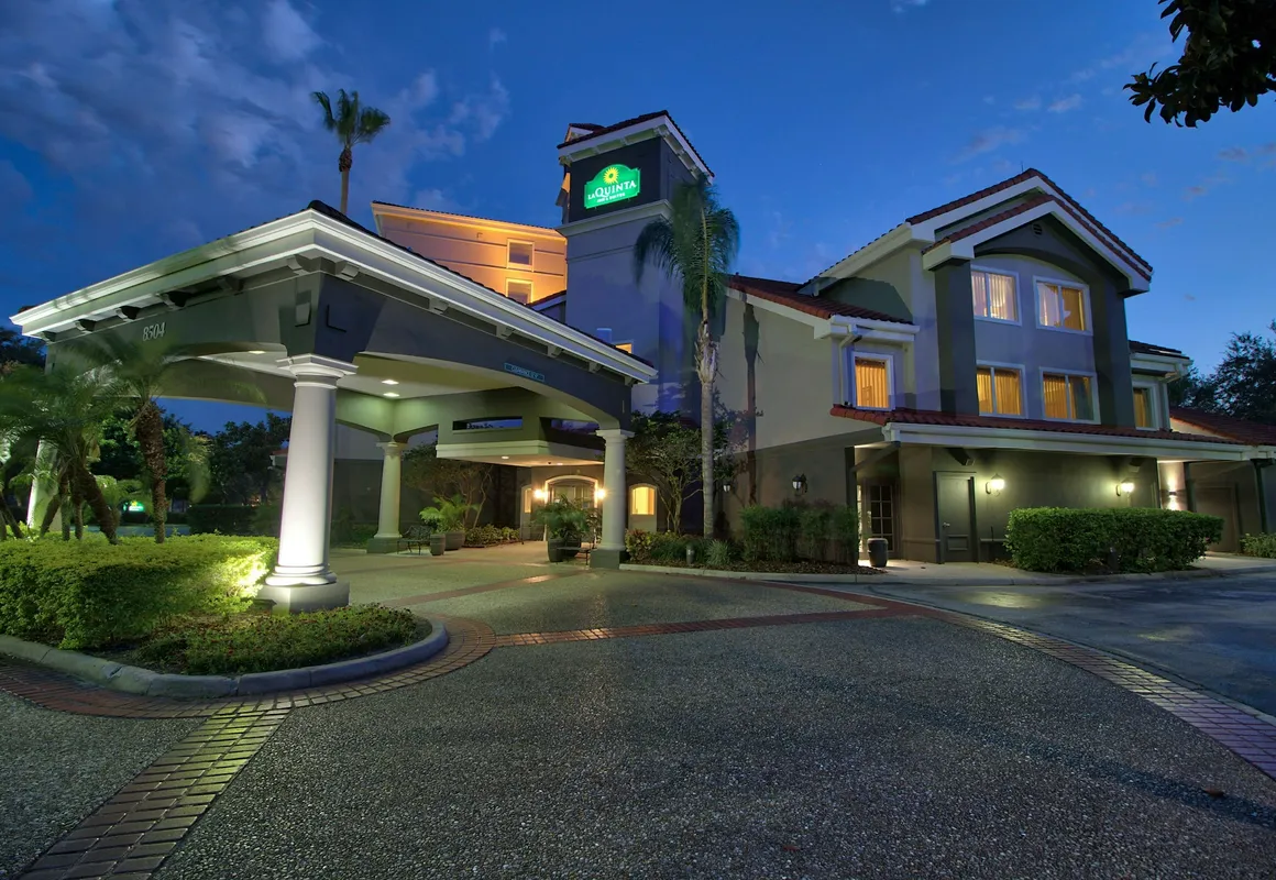 La Quinta Inn & Suites by Wyndham Orlando I Drive/Conv Ctr hotel hero