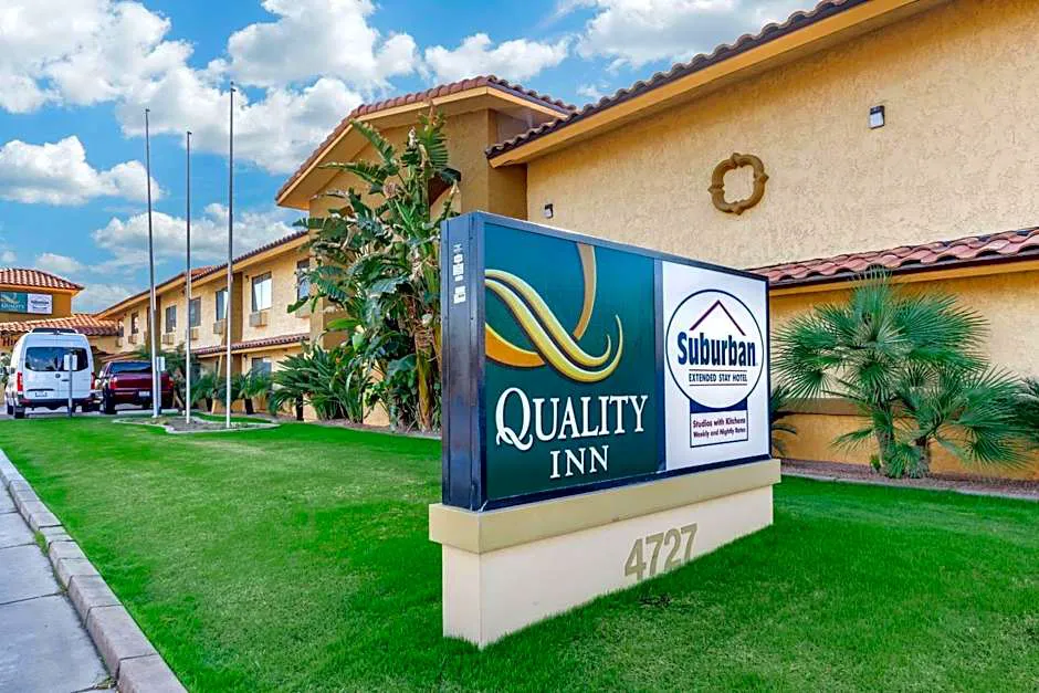 Quality Inn Phoenix Scottsdale West hotel hero