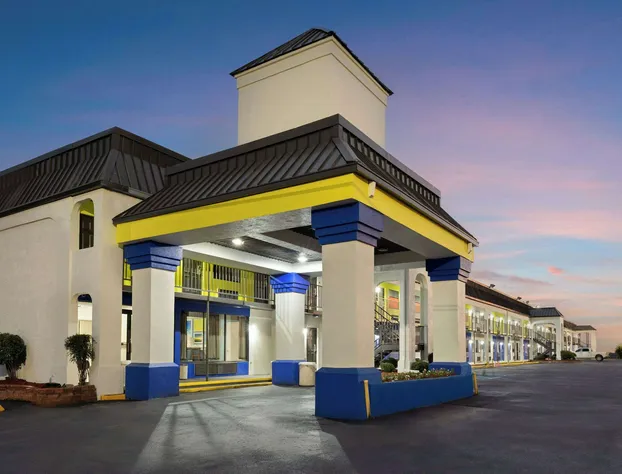 Days Inn & Suites by Wyndham Vicksburg hotel detail image 3