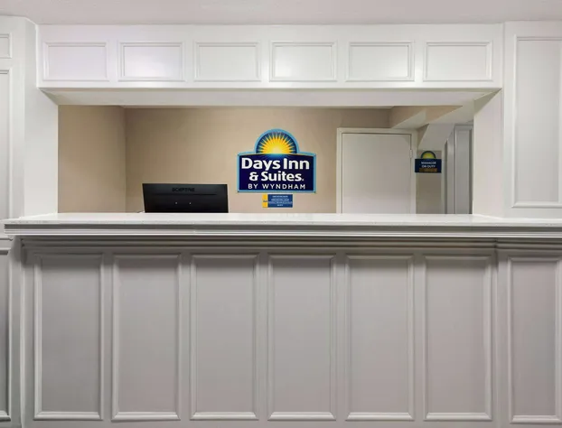 Days Inn & Suites by Wyndham Vicksburg hotel detail image 4