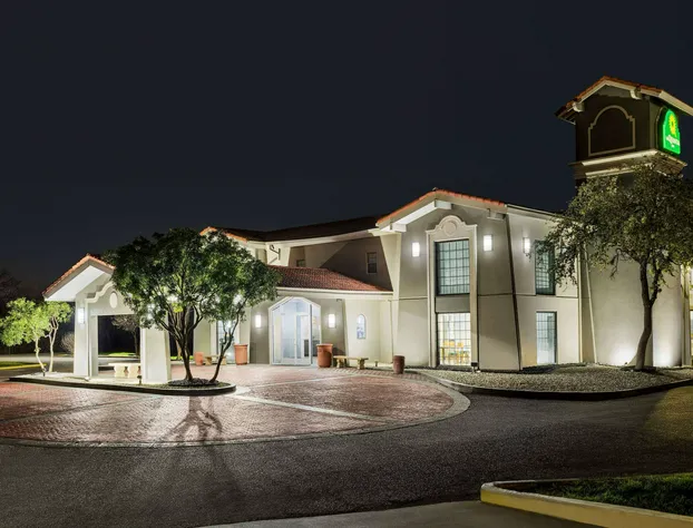 La Quinta Inn by Wyndham San Antonio Lackland hotel detail image 1